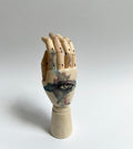 Black Raspberry Handbemalte Holzhand The Watching Hand 01 (Mini)